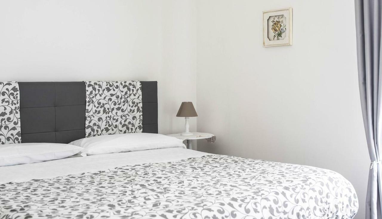 B&B Liola Пати Екстериор снимка